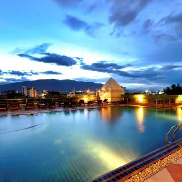 Duangtawan Hotel Chiang Mai Hotels near Old City