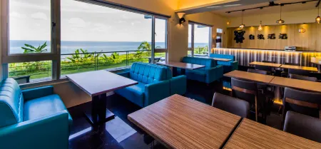 Whitecaps Hostel Отели рядом с достопримечательностью «General Hall»