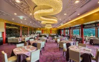 The Grand Hotel - breakfast