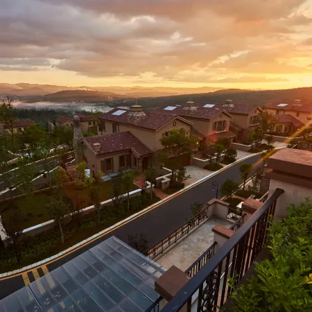 U-house Villa Hotel