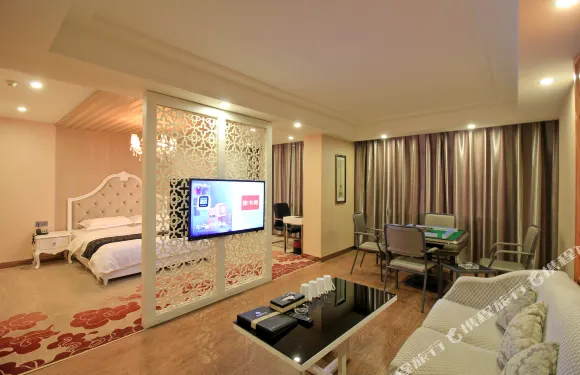 鎮平石佛寺萬隆酒店