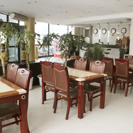 Kangping Rongpeng Hotel