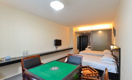 Suitetrails - Rooftop 99 Express Hotel