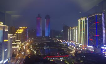 Lavande Hotel (Guiyang Huaguoyuan Songhua Subway Station)