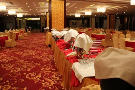 Jiu Long International Hotel