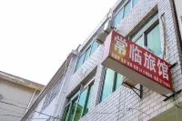 Feidong is often near a hotel