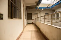 Wenxian Ping'an Guest House - Hostels