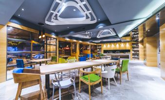 Ibis Styles Hotel (Shanghai Qingpu Metro Station Store)