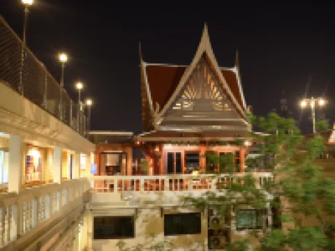 D&D Inn Khaosan Hotels near Khao San Road