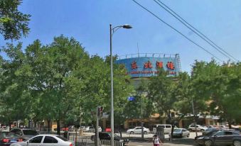 π Hotel (Beijing Shijingshan Bajiao Amusement Park Metro Station)