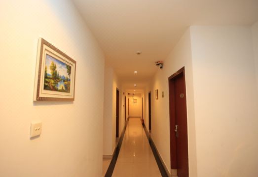 Dongfang Hotel Hotel Overview