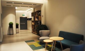 Homeinn Selected Hotel (Yingtan Kaixiang Central Plaza Railway Station)