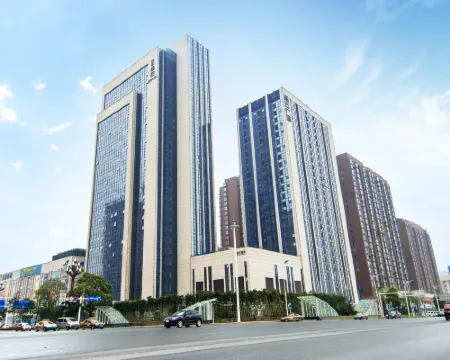 Changde Zeyun Hotel (high-speed railway station Branch) Hoteles en Changde