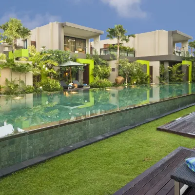 سيكادا لوكشري تاونهاوسيز Hotels near كو دي تا