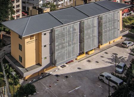 The Capital Residence Suites Отели рядом с достопримечательностью «Yayasan Sultan Haji Hassanal Bolkiah Complex»