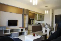 Verwood Hotel and Serviced Residence Hoteles en Sukomanunggal