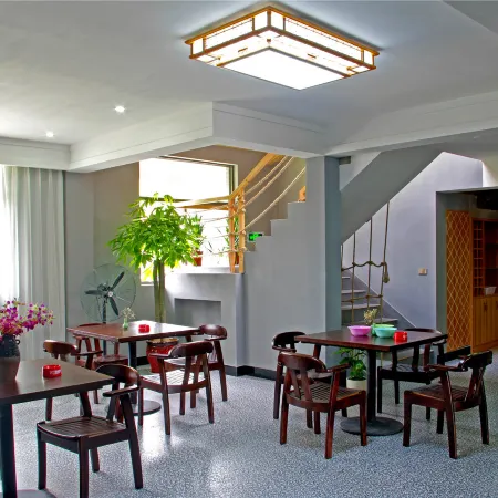 Jinyun Quyue Qingge Homestay (Xiandu Scenic Area)