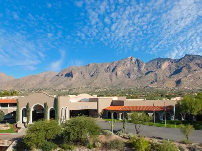 The Westin la Paloma Resort & Spa Hotels near Sabino Canyon