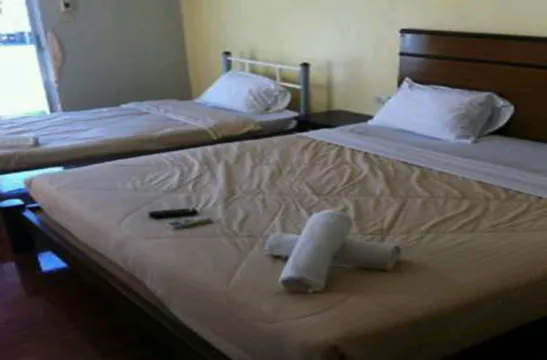 ห้องพักสำหรับสามท่านพร้อมระเบียง