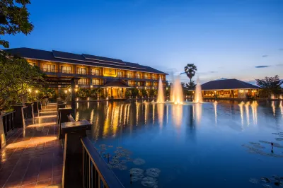 Hotel de l'Amour Hotels in Prakhon Chai
