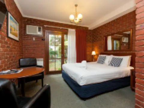 Armour Motor Inn Hotels in Beechworth