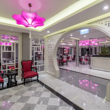Royal Rattanakosin Hotel - Near Grand Palace & Khaosan Road