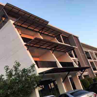 Villa's Day Hotel Exterior