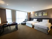 新北白金花園飯店 蘆洲李宅古跡附近的飯店