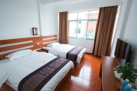 Xiangyun Yuantong Inn