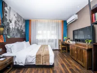 Minguo Hotel (Qingdao Catholic Church) Hotels in Qingdao