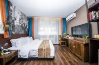 Minguo Hotel (Qingdao Catholic Church) Hotels in Qingdao