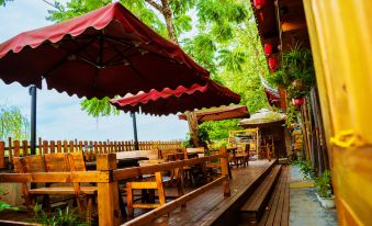 Furong Inn