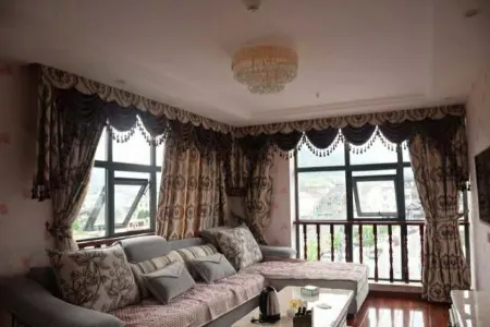 Qingchuan Mingchenggen Hotel Отели рядом с достопримечательностью «Qingxi Ancient City»