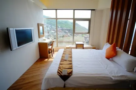 Jiufen Jiu Chong Ting Inn & Seaview B&B | In the Heart of Old Street | Night Tours