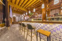 Xiangsheli Foguang Qifu Boutique Inn - bar