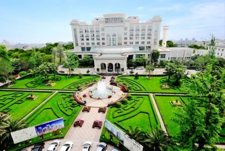 Xiyuan Hotel Отели в г. Гуанхан