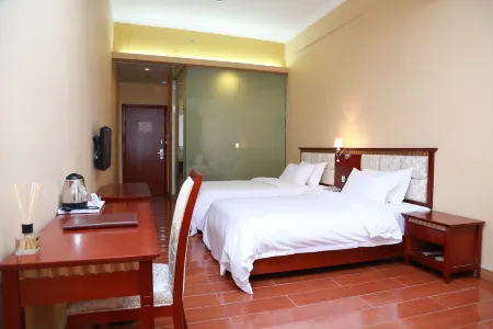 Longhui Hotel