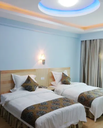 Tianzun Business Hotel Отели в г. Ляньчен