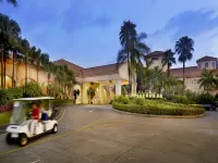 Hillview Golf Resort Dongguan Hotel in zona Guangdong Union Vocational Training Institute