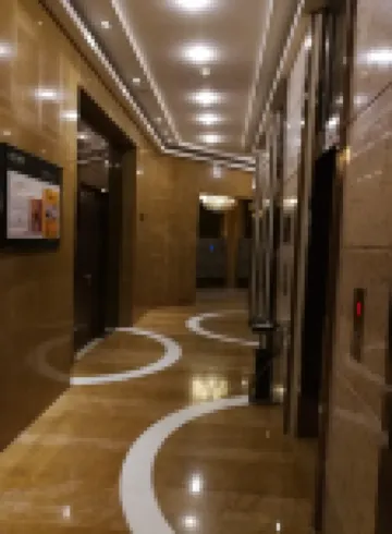 重慶雲尚江景民宿（南濱路長江ロープウェイ）