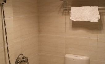 Wenchuan Erma Business Inn