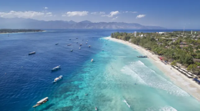 阿爾馬里克別墅度假酒店 鄰近Gili Trawangan Turtle Hatchery的酒店