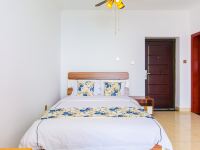 三亚米朵主题海景公寓 - 精致海景开放式二卫双床房