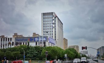 Ji Hotel (Shanghai World Expo Yanggao South Road)
