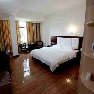 Dongkou Huacheng Hotel Rooms