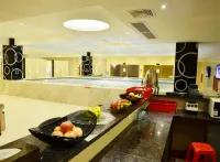 Huangguang Holiday Hotel