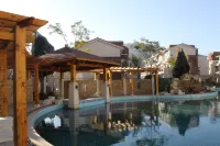 Hotspring Peninsula Resort Hotel - Pools