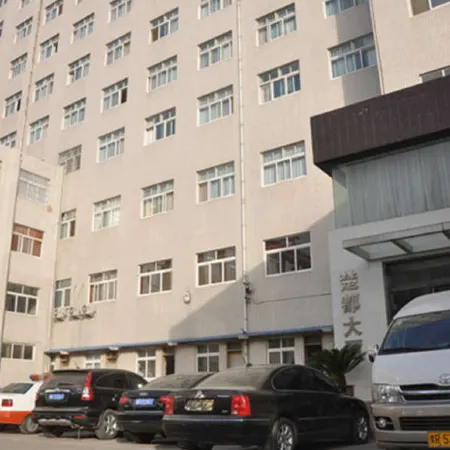 Hotel, Luchuan