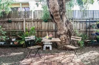 Abbotsford Private Rooms & Pods - 15 Charles Homestay