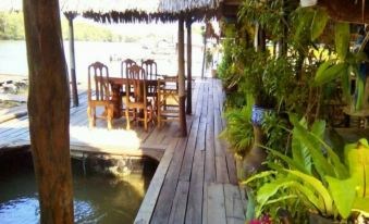 Koh Klang Riverside Homestay